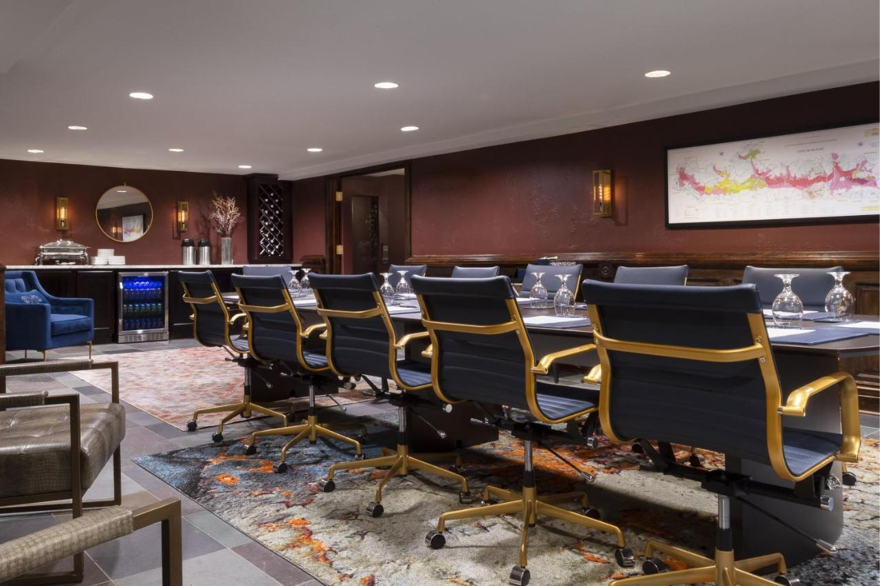 Seven Gables Inn, St Louis West, A Tribute Portfolio Hotel Clayton Luaran gambar