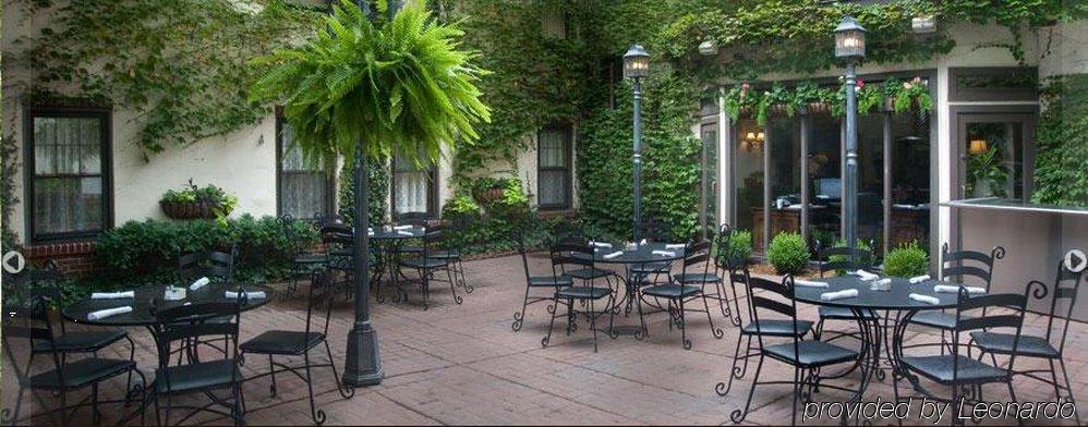 Seven Gables Inn, St Louis West, A Tribute Portfolio Hotel Clayton Restoran gambar
