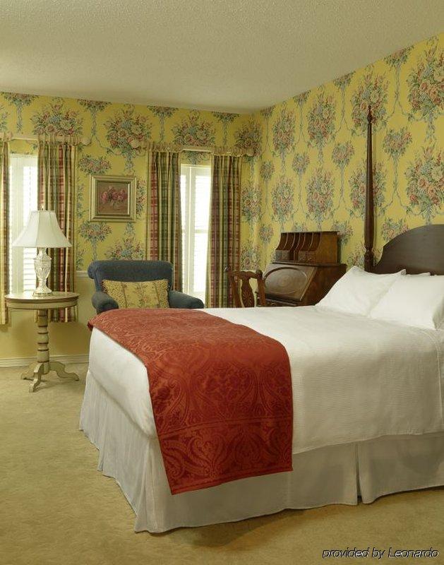 Seven Gables Inn, St Louis West, A Tribute Portfolio Hotel Clayton Bilik gambar